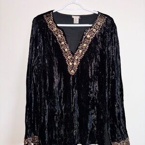 Page brand Elegant Black Velvet Top with Gold Embroidery